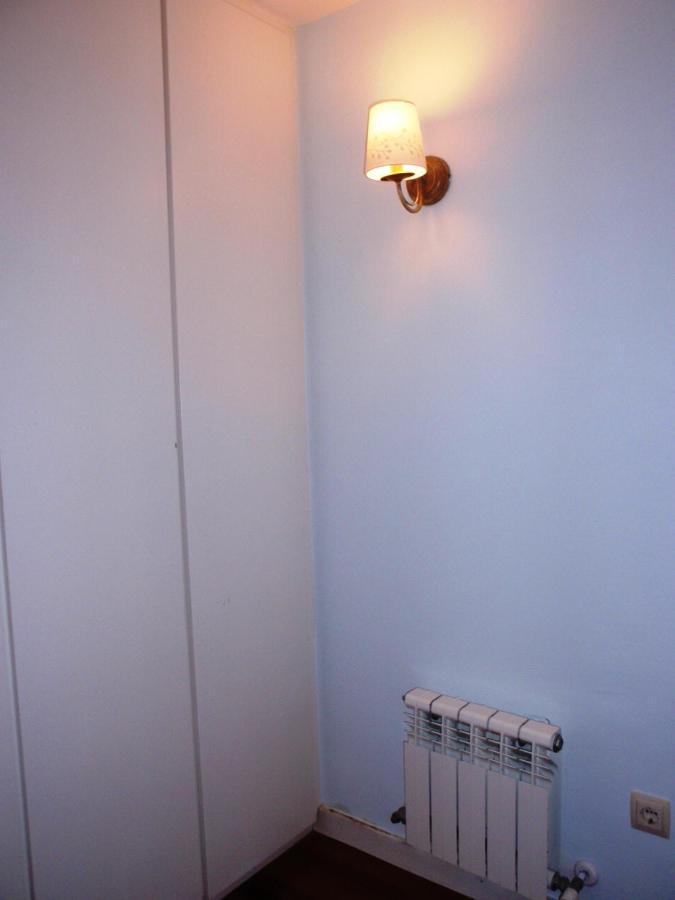 Escuadros Apartment Бенаск Екстериор снимка